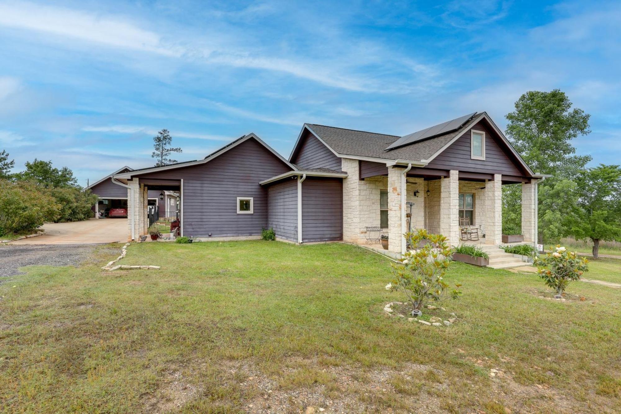 Sunny Smithville Getaway With Pool And Hot Tub! Exterior photo